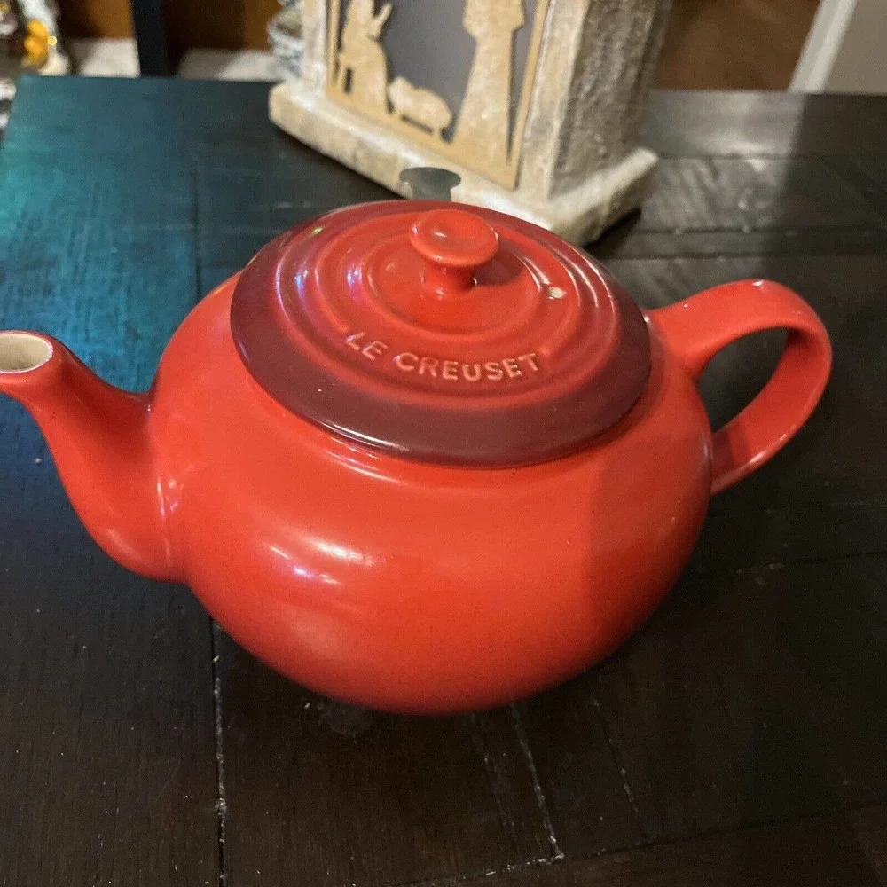 LE CREUSET VTG Red Teapot RARE EUC - Picture 12 of 12
